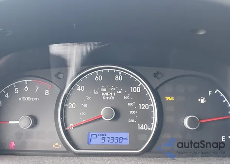 2010 Hyundai Elantra Gls from USA, damaged, VIN KMHDU4AD1AU934012